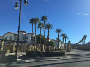 Elegant Henderson Condo